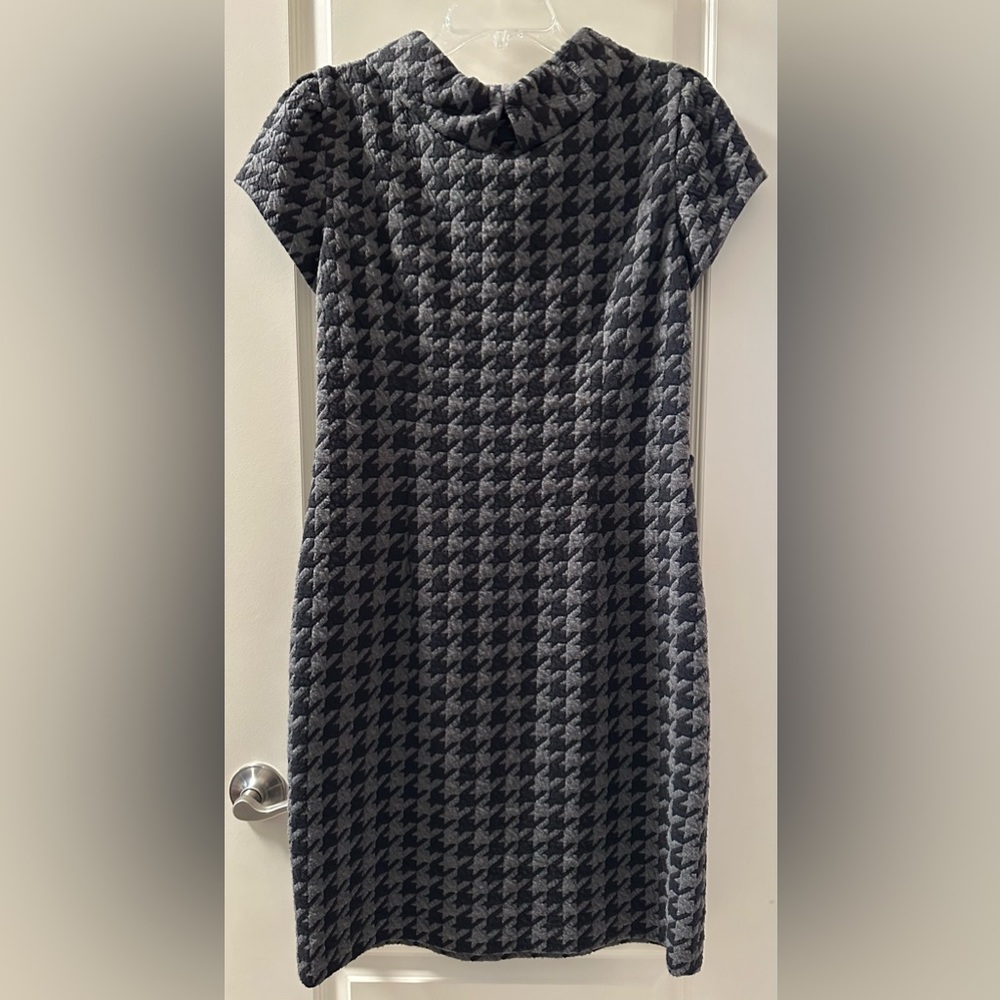 Jones New York Cowl Neck Dress - Picture 5 of 8